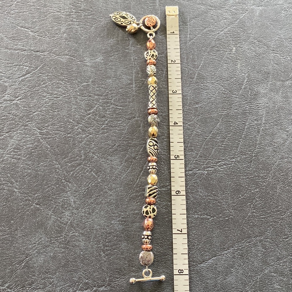 Tricolor stretch bracelet. NWOT - Picture 2 of 5